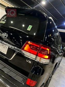 تويوتا لاندكروزر